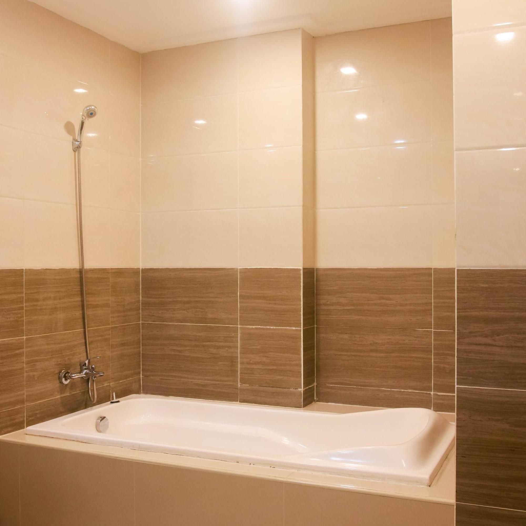 Iloilo Gateway Hotel And Suites Pavia Экстерьер фото